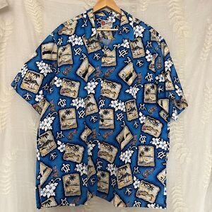 Vintage Hilo Hattie Turtle and Postcard Aloha Camp Shirt